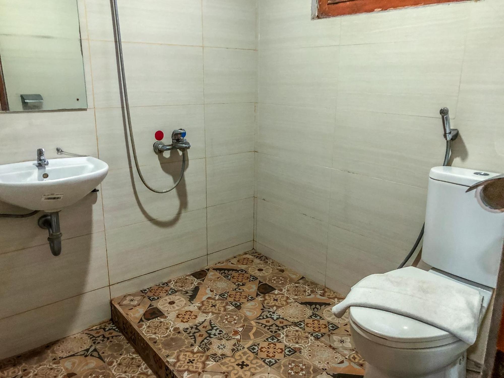 Arys Garden Hotel Yogyakarta Exterior photo