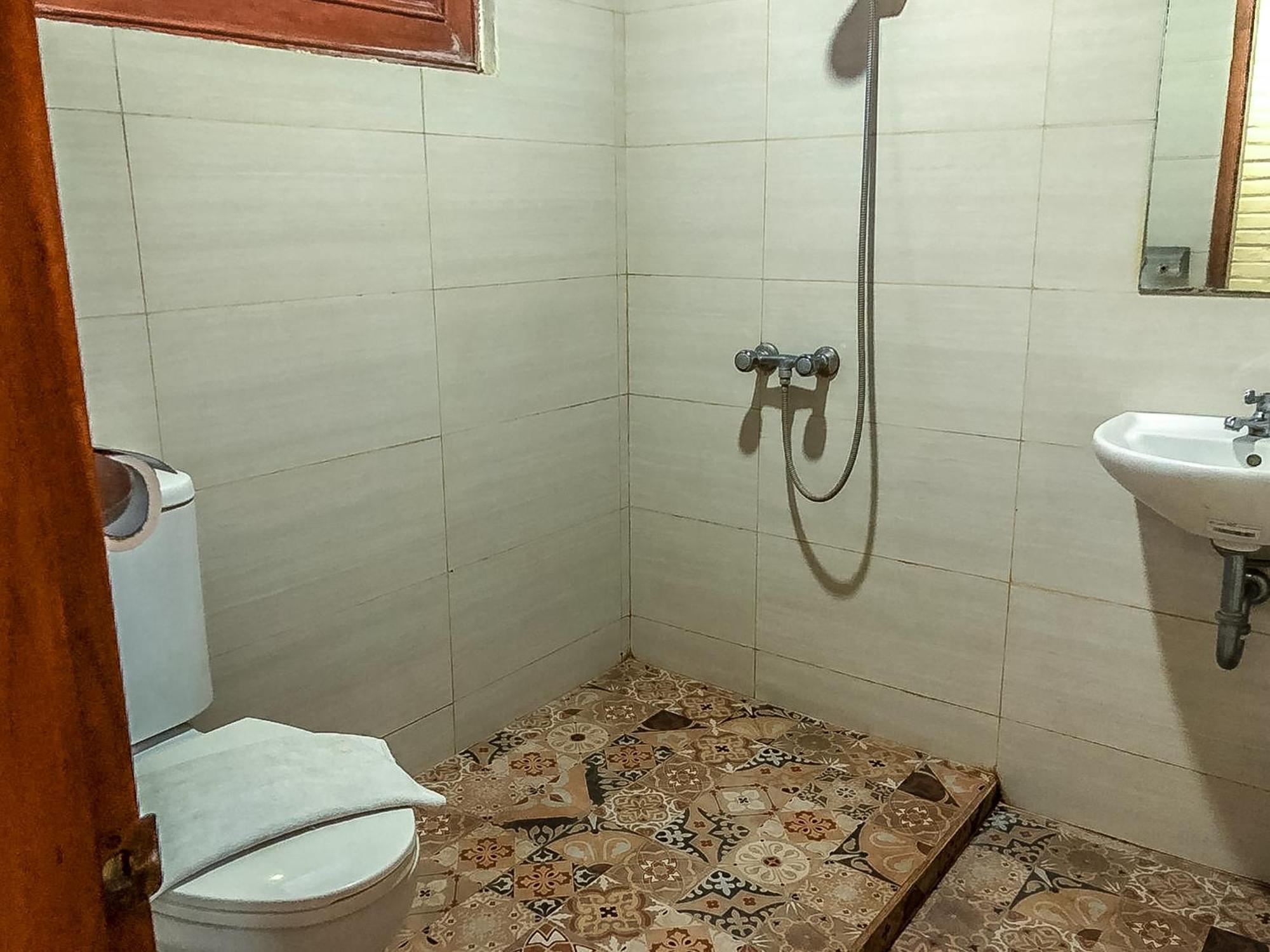 Arys Garden Hotel Yogyakarta Exterior photo