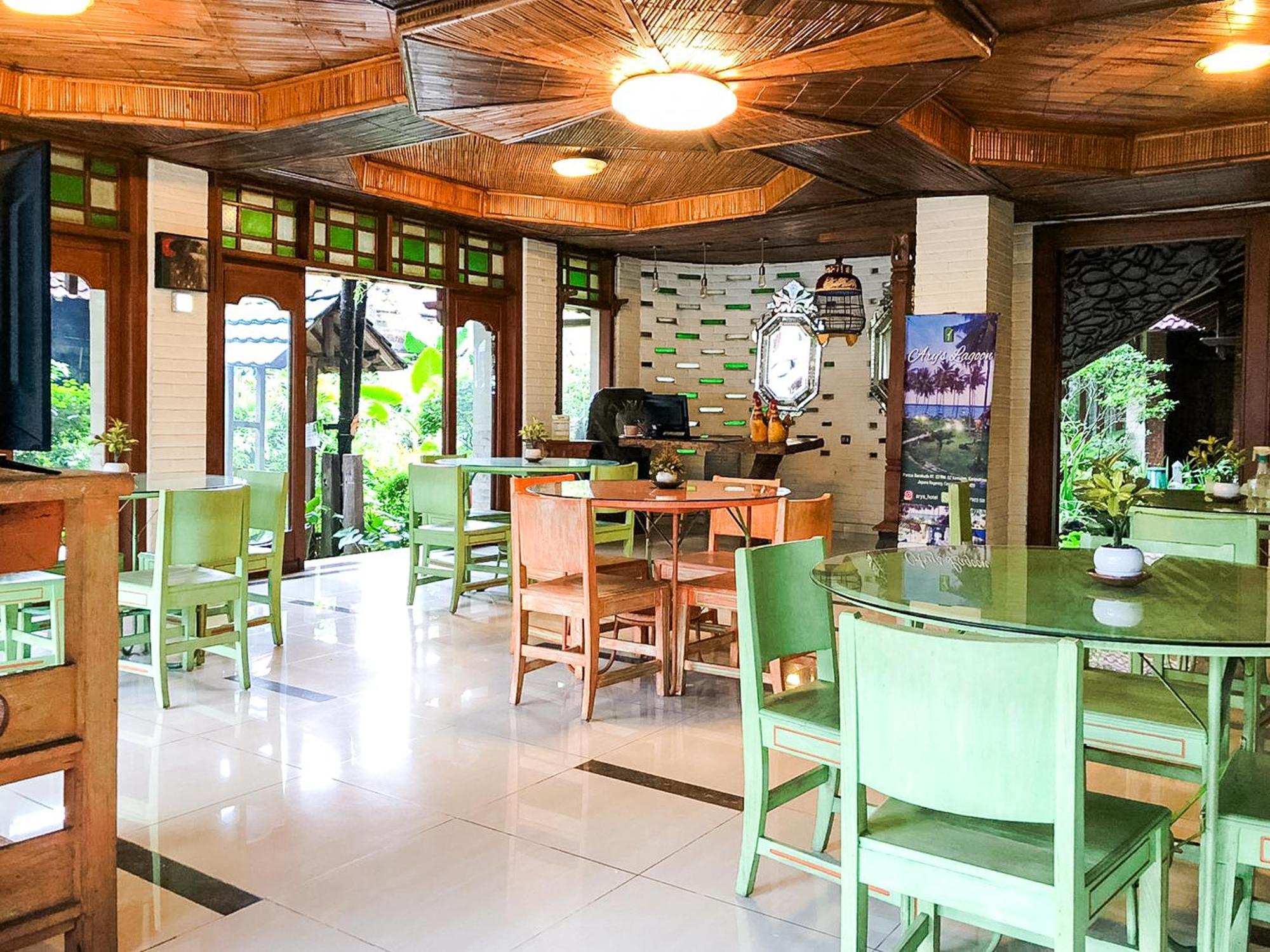 Arys Garden Hotel Yogyakarta Exterior photo
