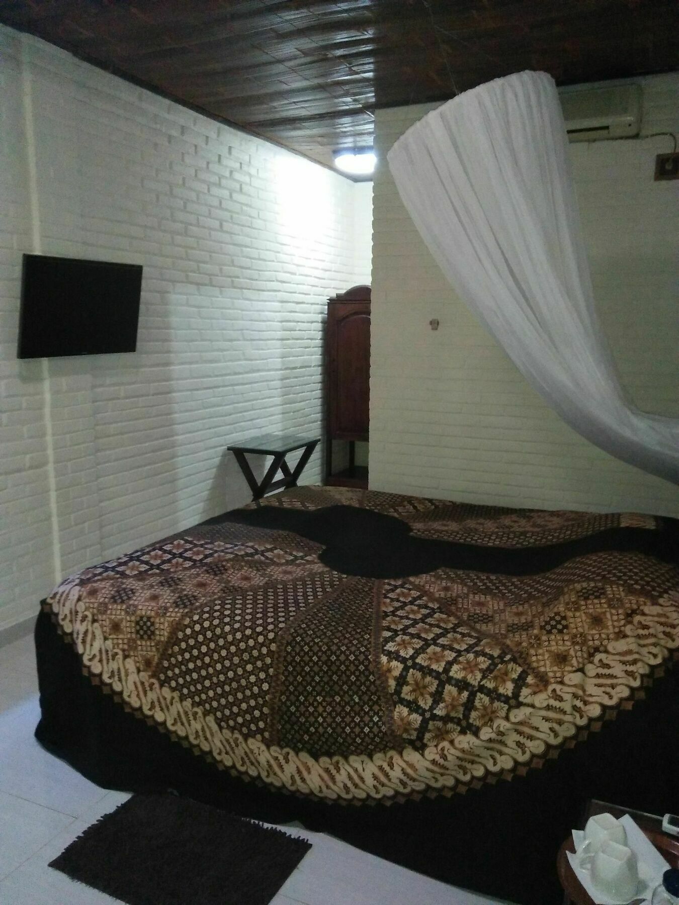 Arys Garden Hotel Yogyakarta Exterior photo